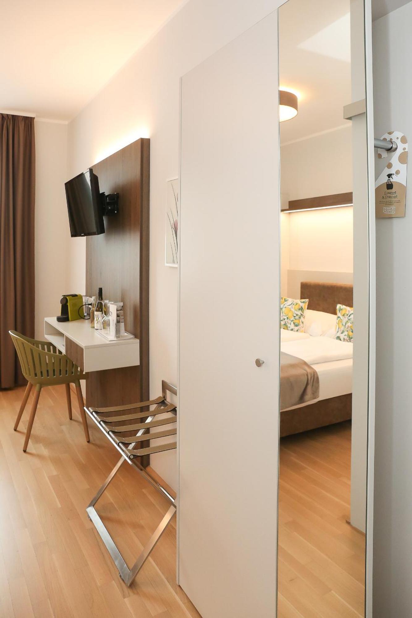 23-Hotel Schwadorf bei Wien Kültér fotó